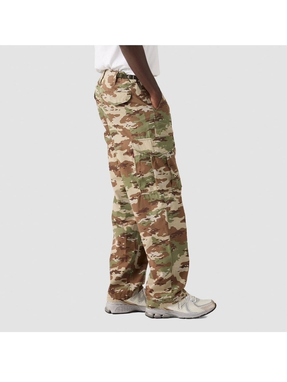 Levi's Men's Camo Cargo Pants in Beige, Green & Brown
